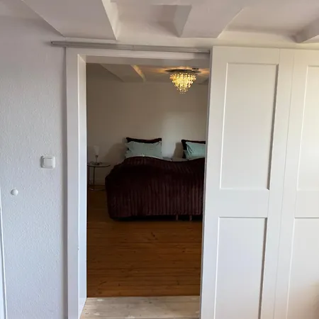 3 In 1 Haus Mit Grossem Esstisch Und Wohnzimmer Apartmán *