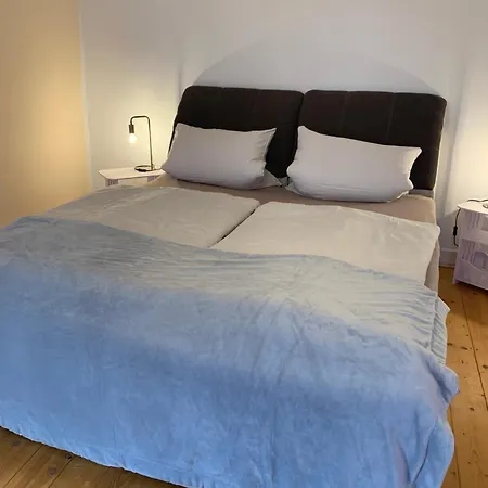 Apartmán 3 In 1 Haus Mit Grossem Esstisch Und Wohnzimmer Wolfhagen