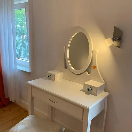Apartmán 3 In 1 Haus Mit Grossem Esstisch Und Wohnzimmer Wolfhagen