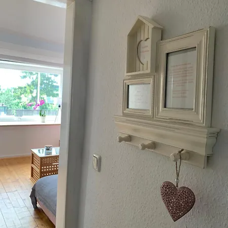 3 In 1 Haus Mit Grossem Esstisch Und Wohnzimmer Apartmán Wolfhagen